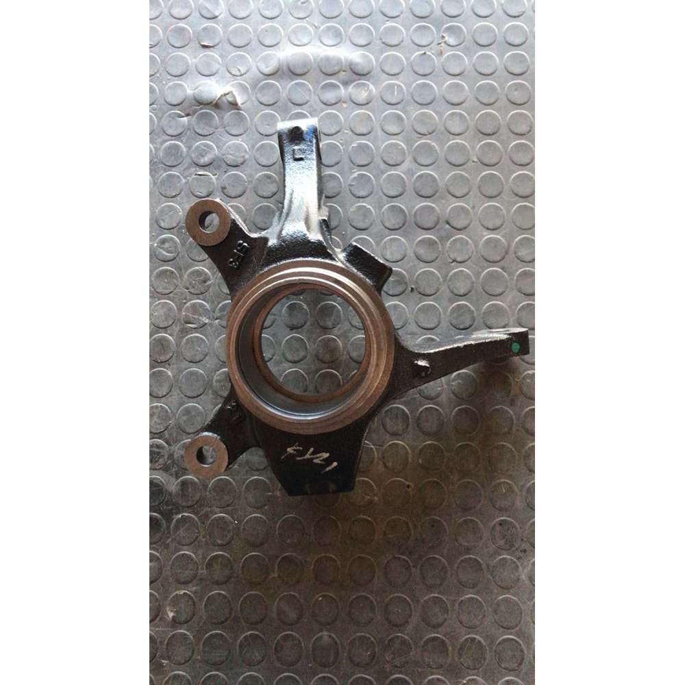 Suzuki Swift 1.3 1.5 05-10 Aks Taşıyıcı Sol