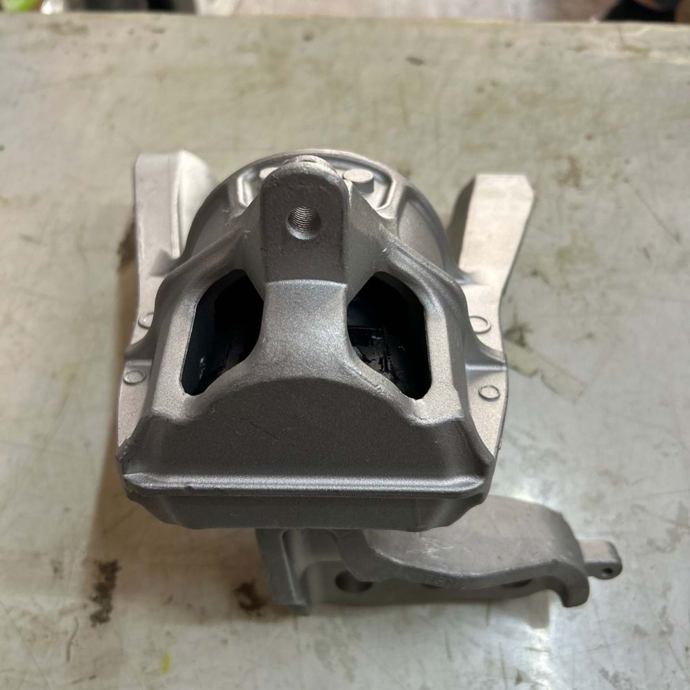 Honda Civic FC5 1.6 DTEC Dizel N16A 16-20 MOTOR Takozu Sağ