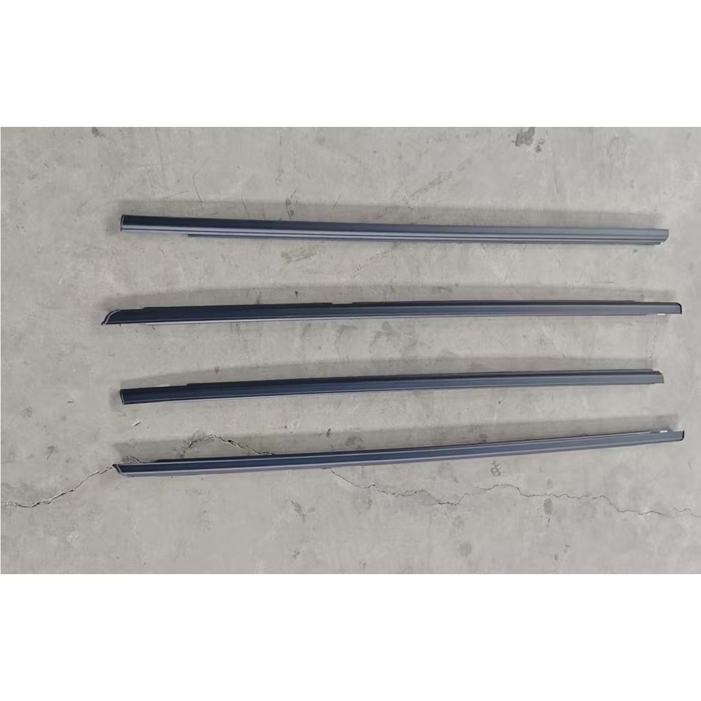Suzuki Grand Vitara 2006-2012 5 kapı Kapı Cam Dış Sıyırıcı Fitil Takım