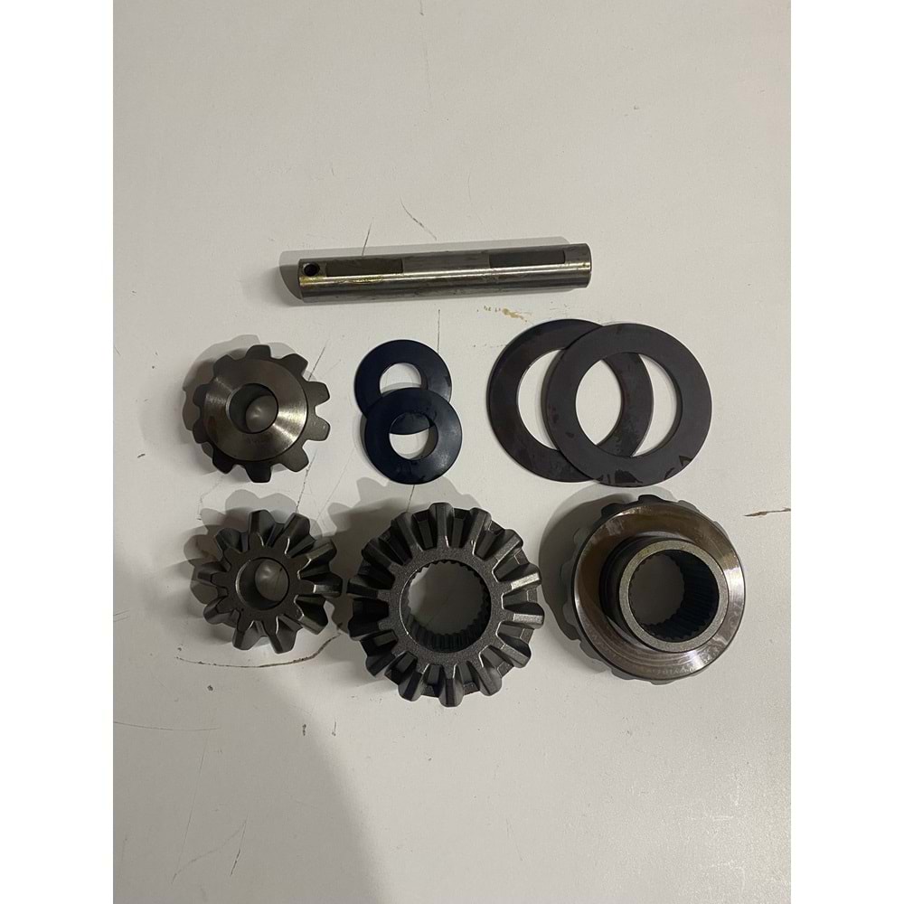 Mazda B2500 Ford Ranger Ön Defransiyel İstavroz Dişlisi Takım