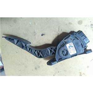 Suzuki Swift 1.2 2012-2016 GAZ PEDALI