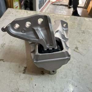 Honda Civic FC5 1.6 DTEC Dizel N16A 16-20 MOTOR Takozu Sağ