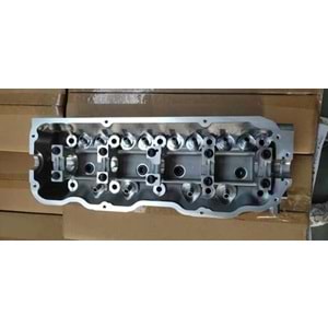 Nissan Terrano 2.4 12v 89-98 Silindir Kapağı