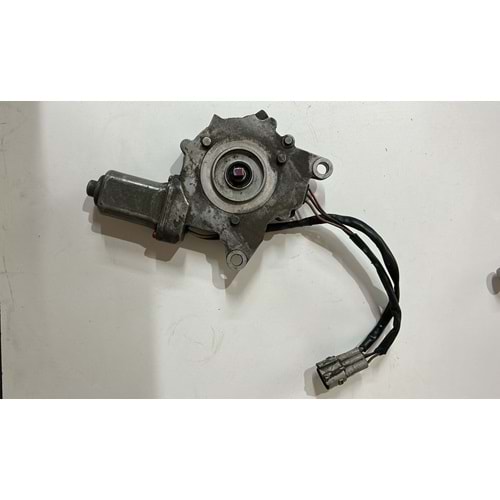 Suzuki Grand Vitara 06-12 Arazi Şanzıman Kumanda Motoru