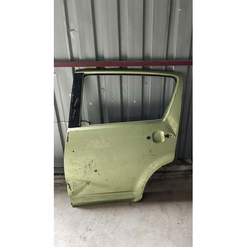 SUZUKİ SPLASH ARKA SOL KAPI ÇIKMA