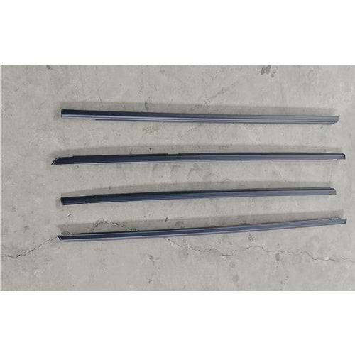 Suzuki Grand Vitara 2006-2012 5 kapı Kapı Cam Dış Sıyırıcı Fitil Takım
