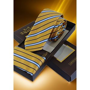 AQ Tie and Pocket Square Set in Box